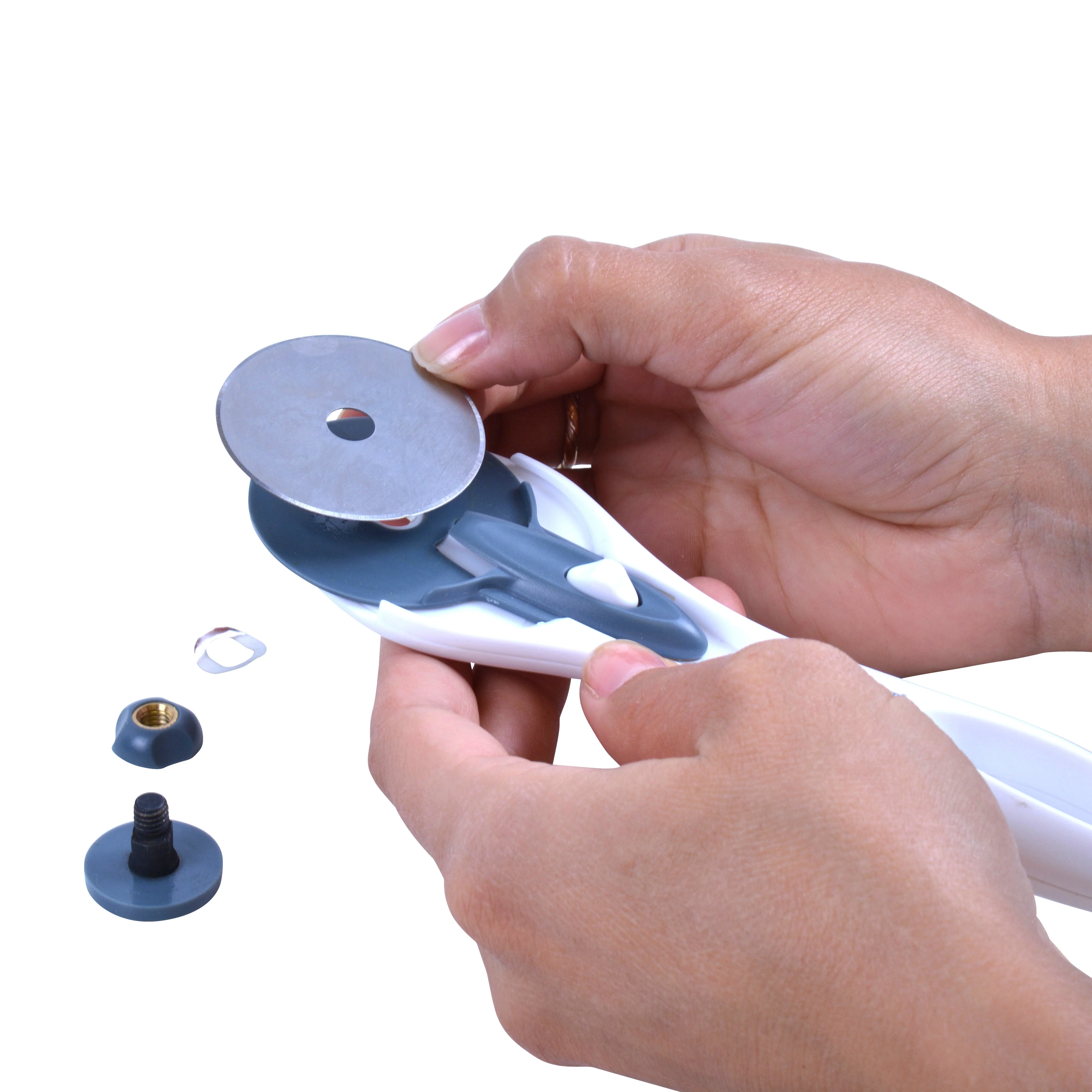 Westcott Titanium Bonded 45mm Rotary Cutter (16370) - Image 5