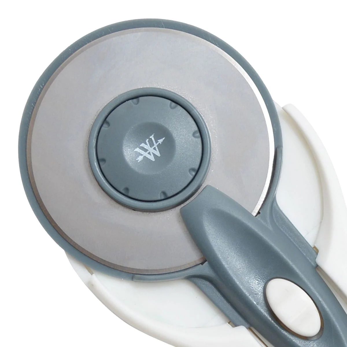 Westcott Titanium Bonded 45mm Rotary Cutter (16370) - Image 6